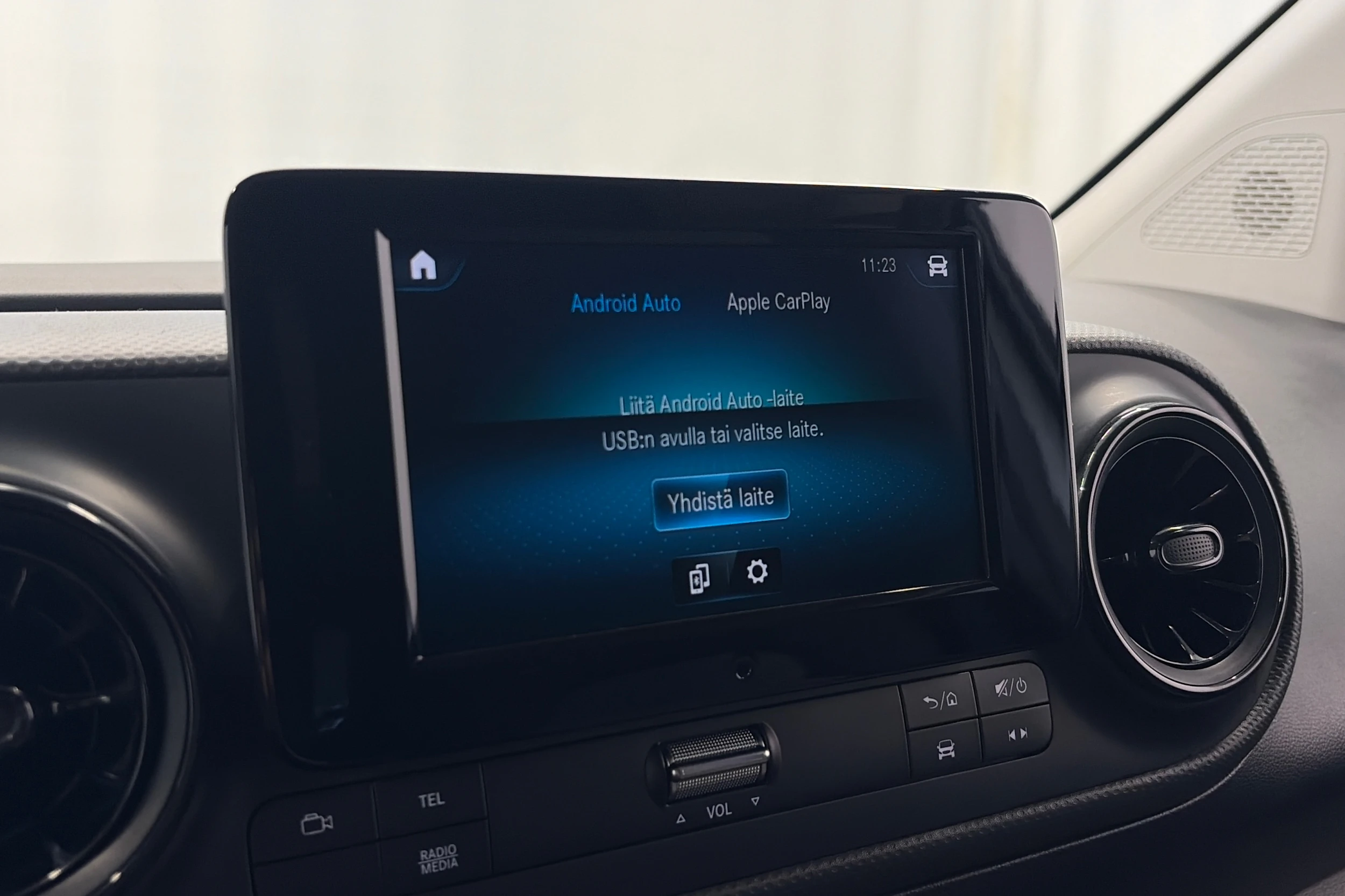 valkoinen Mercedes-Benz Citan 2022 kuva 18.
