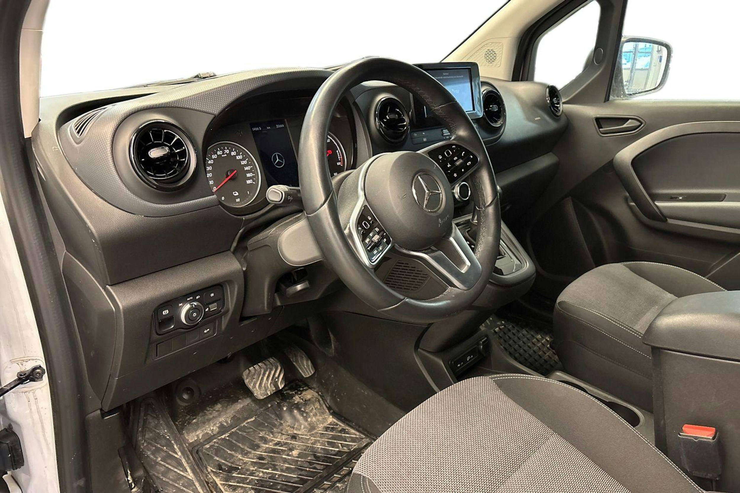 valkoinen Mercedes-Benz Citan 2023 kuva 3.