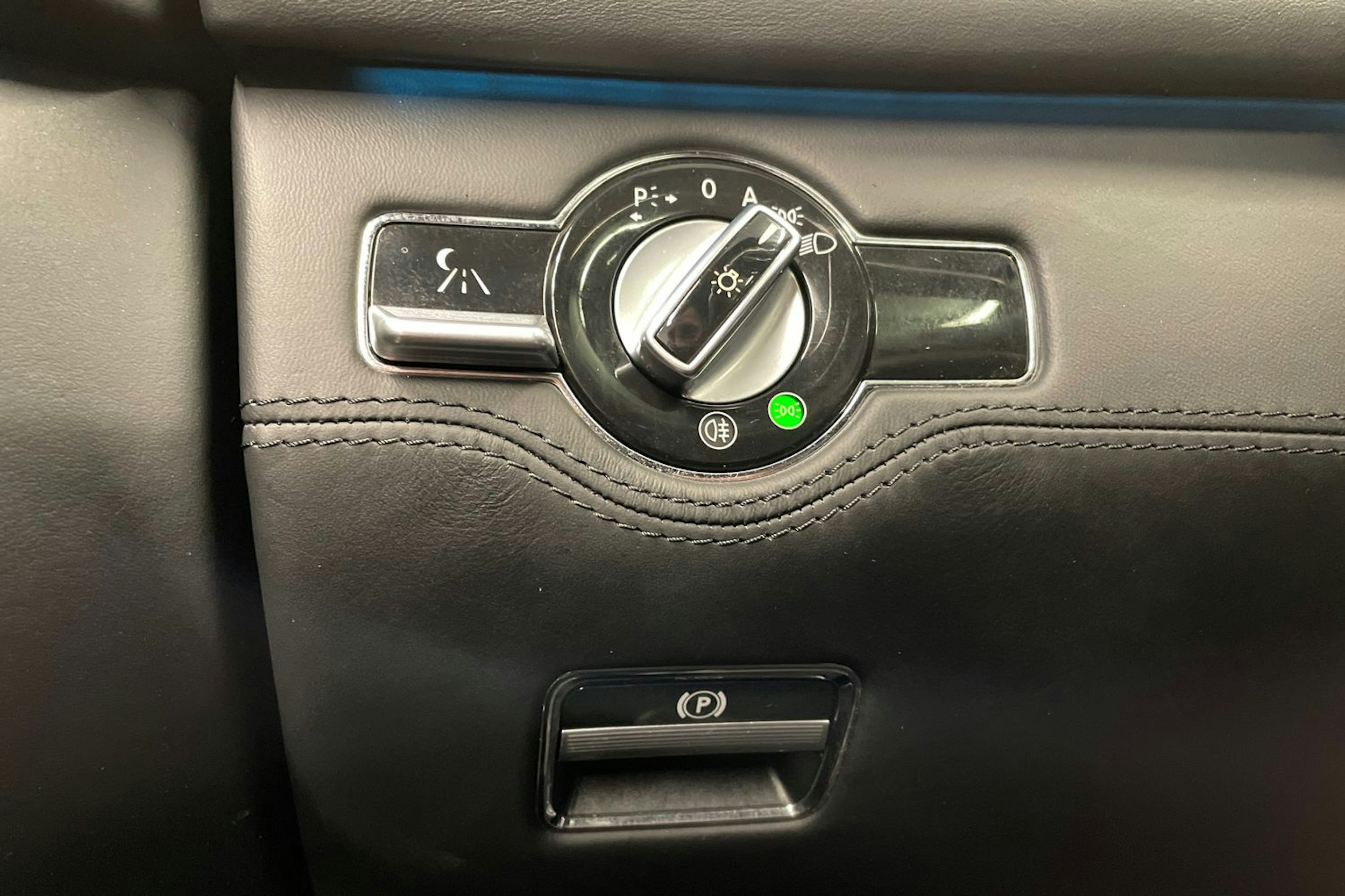 musta Mercedes-Benz CL 2013 kuva 24.