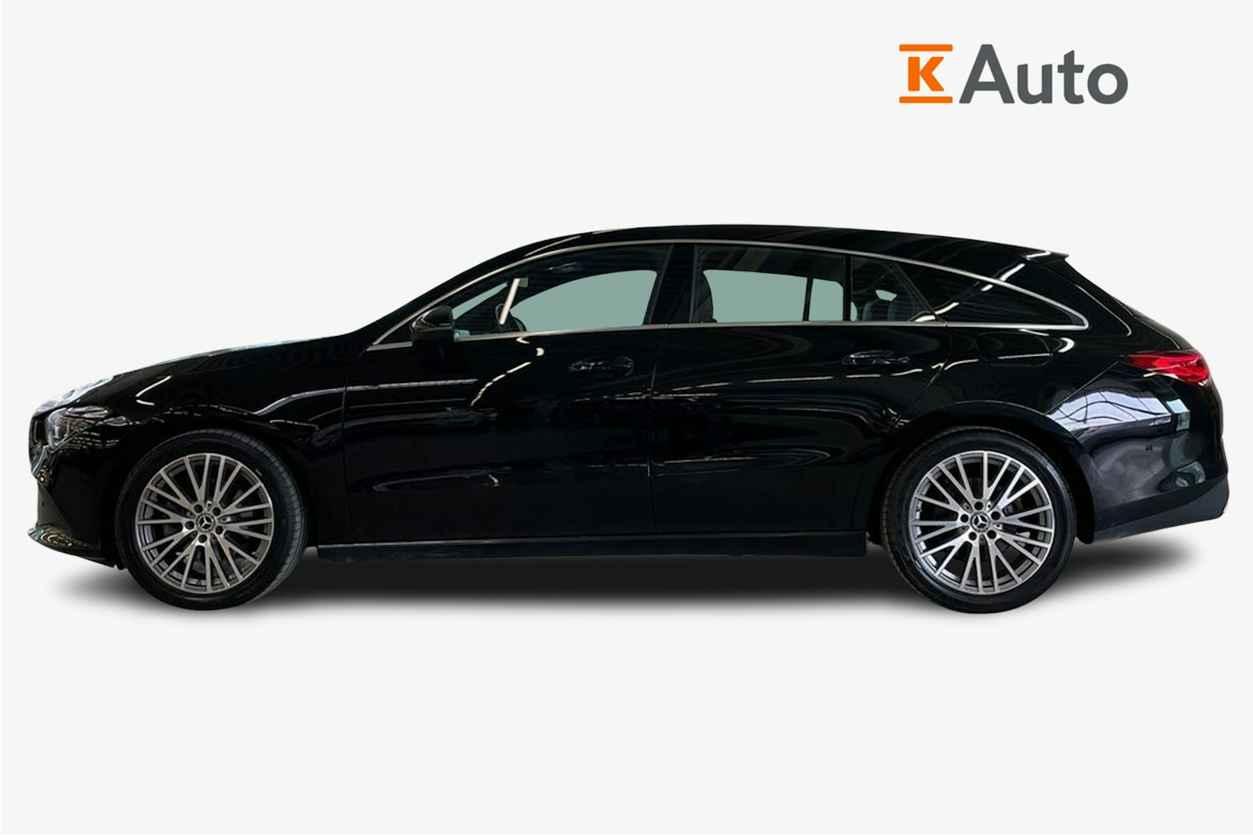 Musta Mercedes-Benz CLA 200 d 2022 kuva 6.