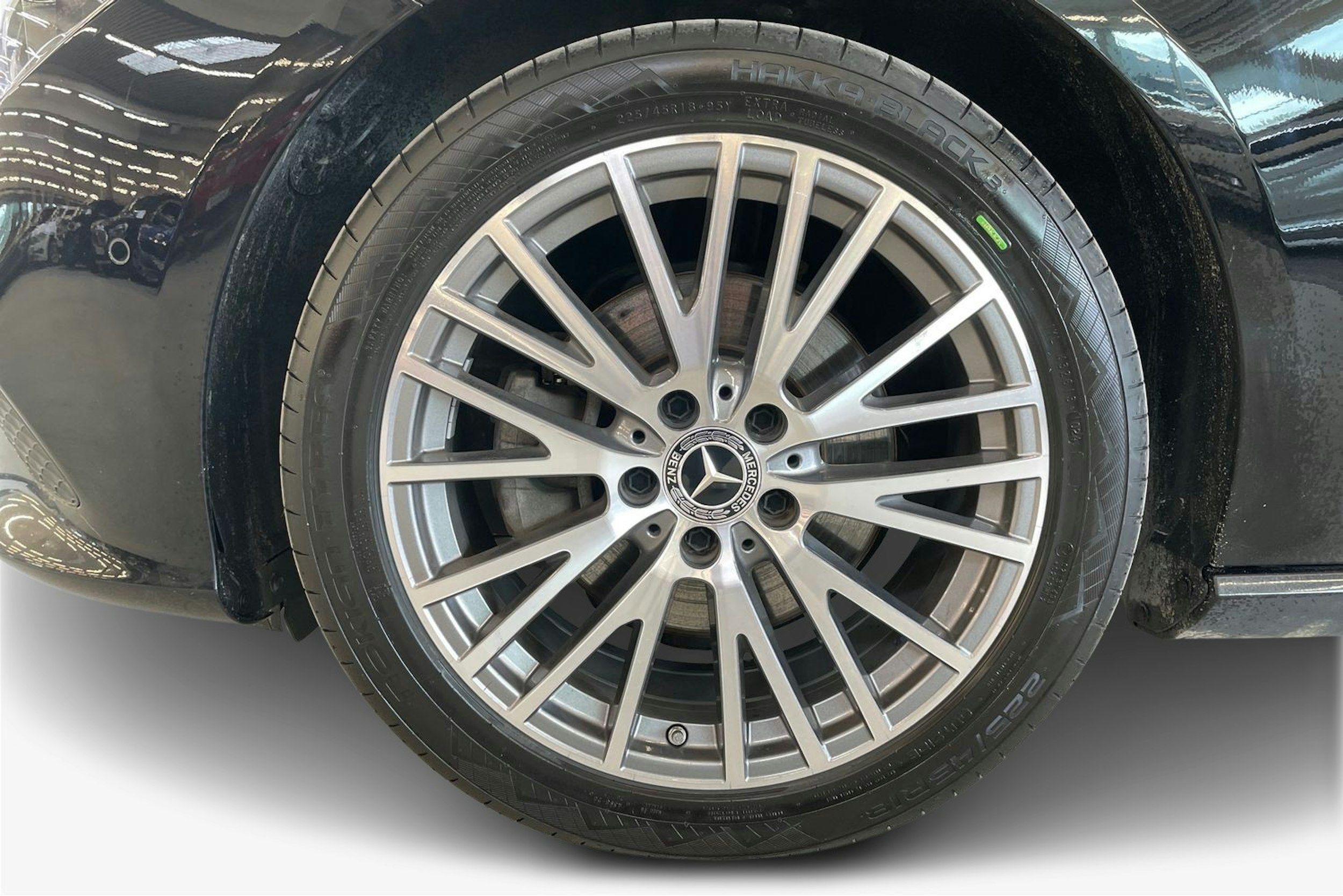 Musta Mercedes-Benz CLA 200 d 2022 kuva 11.