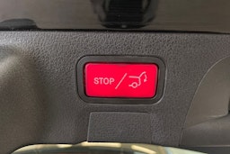 Musta Mercedes-Benz CLA 200 d 2022 kuva 25.
