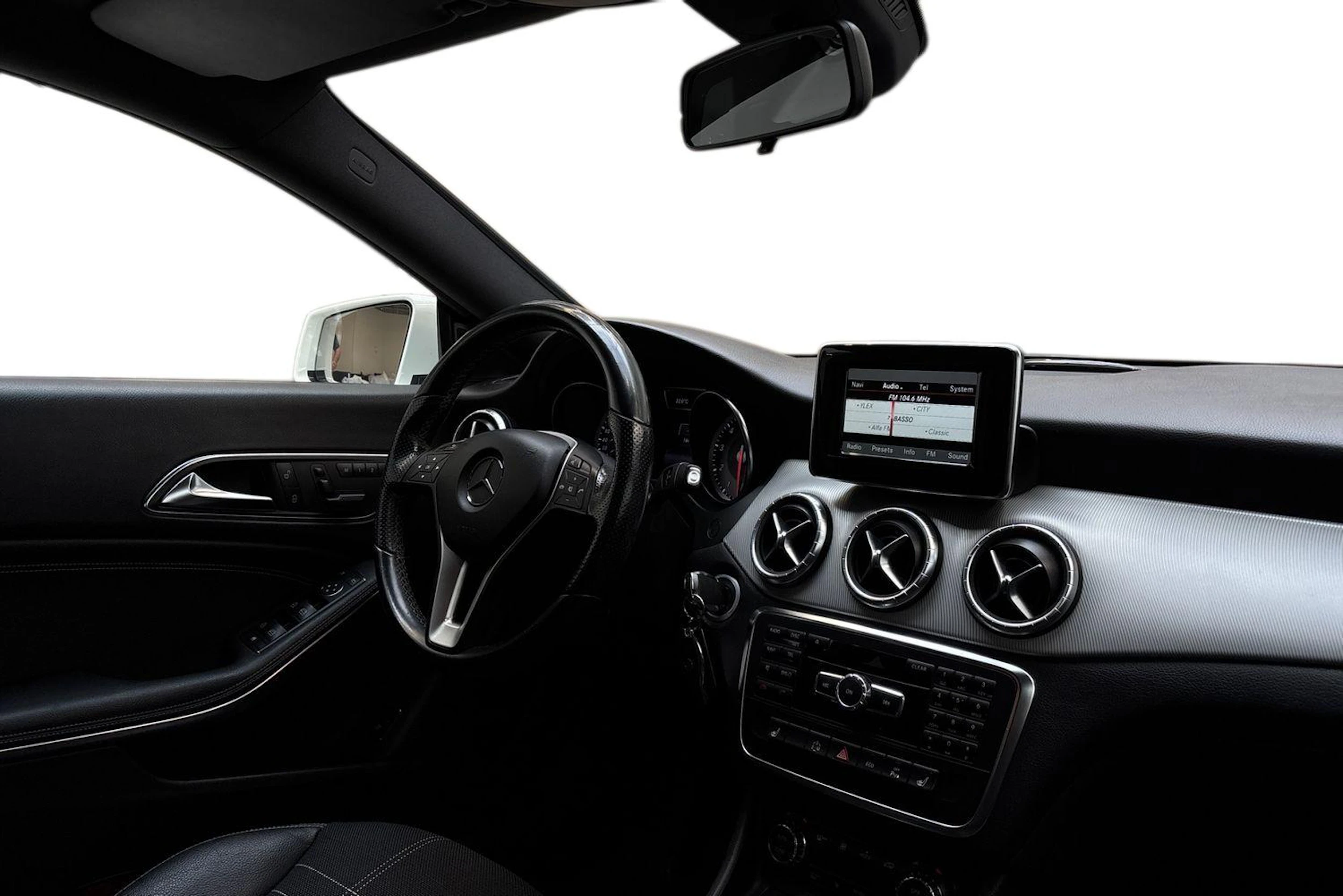 valkoinen Mercedes-Benz CLA 2013 kuva 7.