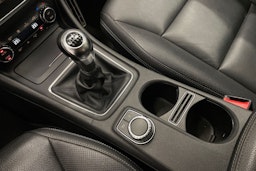 Harmaa Mercedes-Benz CLA 2014 kuva 18.