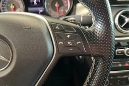 harmaa Mercedes-Benz CLA 2014 kuva 13.