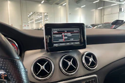 harmaa Mercedes-Benz CLA 2014 kuva 19.