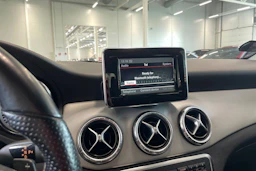 harmaa Mercedes-Benz CLA 2014 kuva 21.