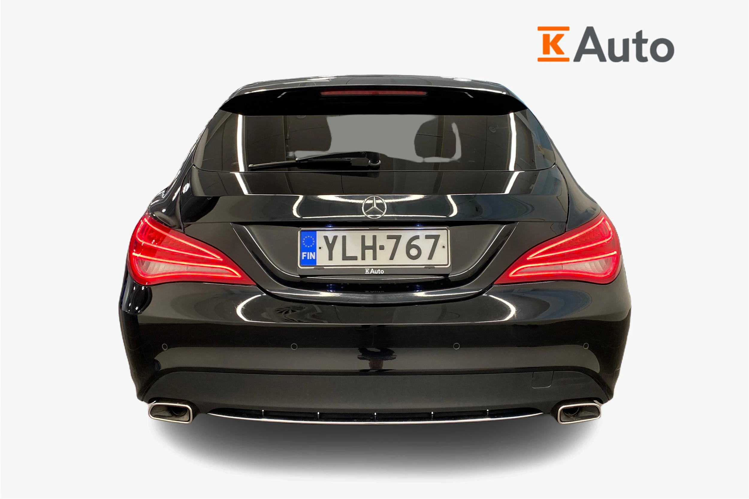 musta Mercedes-Benz CLA 2015 kuva 4.