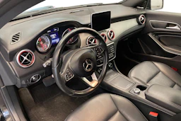 musta Mercedes-Benz CLA 2015 kuva 8.