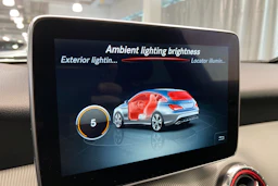 musta Mercedes-Benz CLA 2015 kuva 19.
