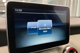 musta Mercedes-Benz CLA 2015 kuva 20.