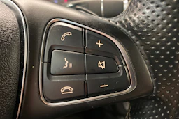 musta Mercedes-Benz CLA 2015 kuva 25.
