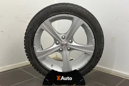 musta Mercedes-Benz CLA 2015 kuva 28.