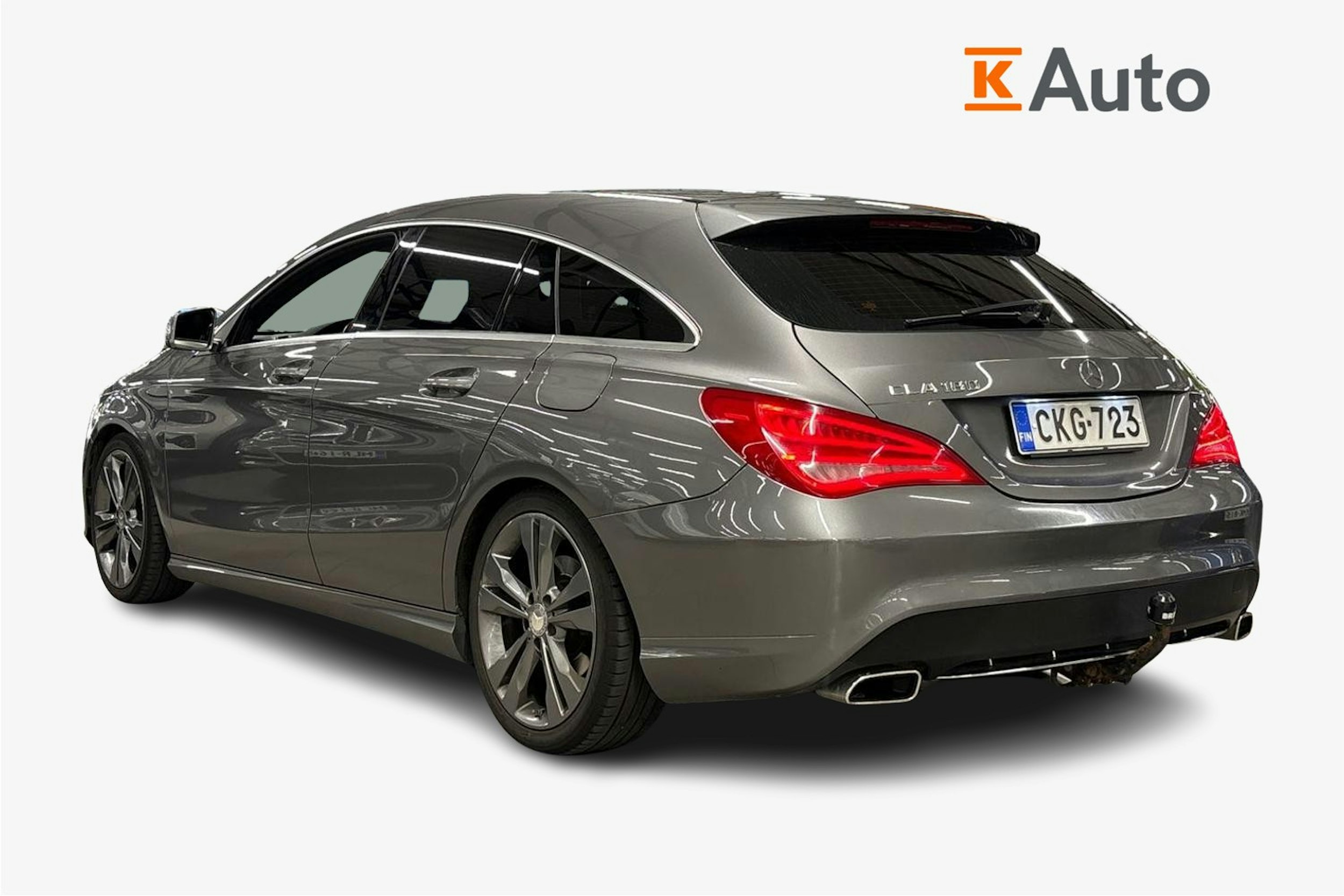 harmaa Mercedes-Benz CLA 2016 kuva 2.