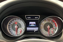 Valkoinen Mercedes-Benz CLA 2016 kuva 12.
