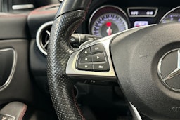 Valkoinen Mercedes-Benz CLA 2016 kuva 13.