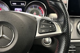 Valkoinen Mercedes-Benz CLA 2016 kuva 14.