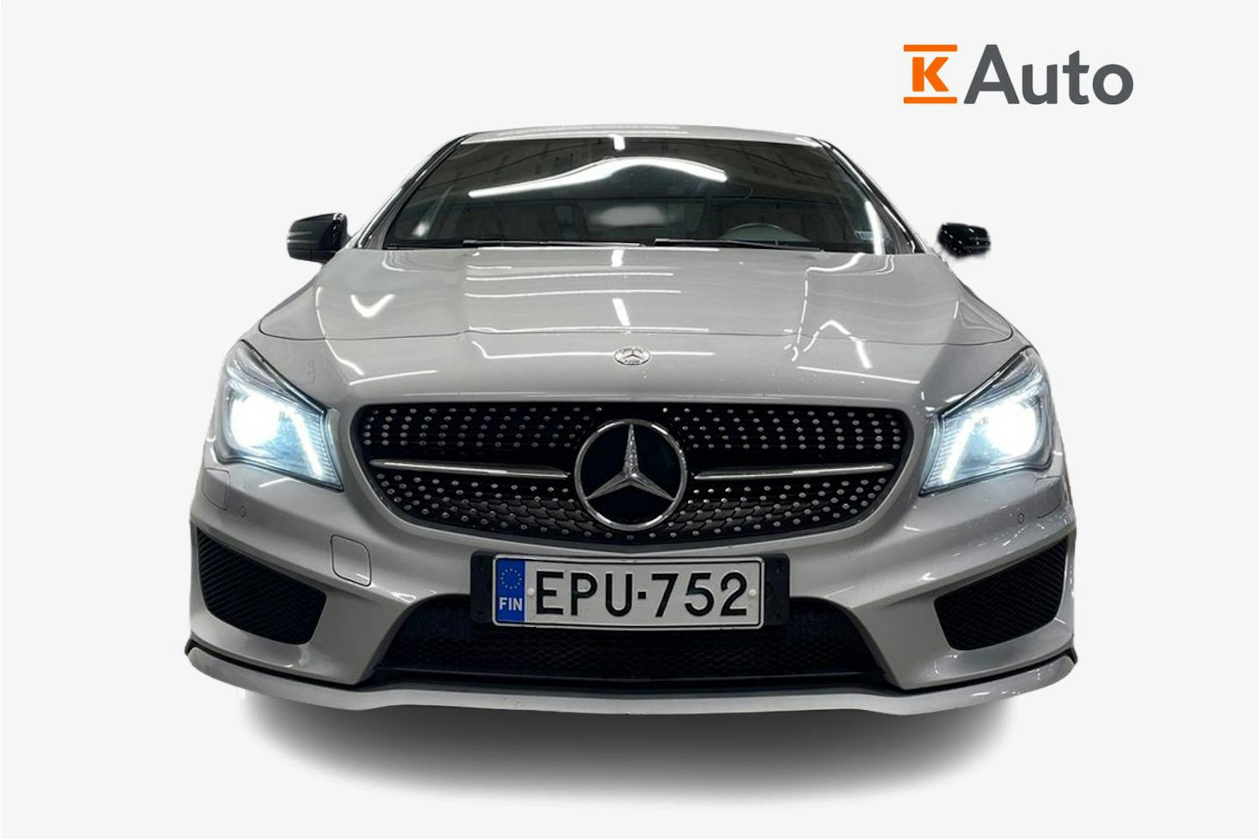 hopea Mercedes-Benz CLA 2016 kuva 5.