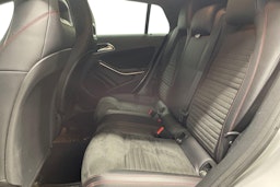 hopea Mercedes-Benz CLA 2016 kuva 10.