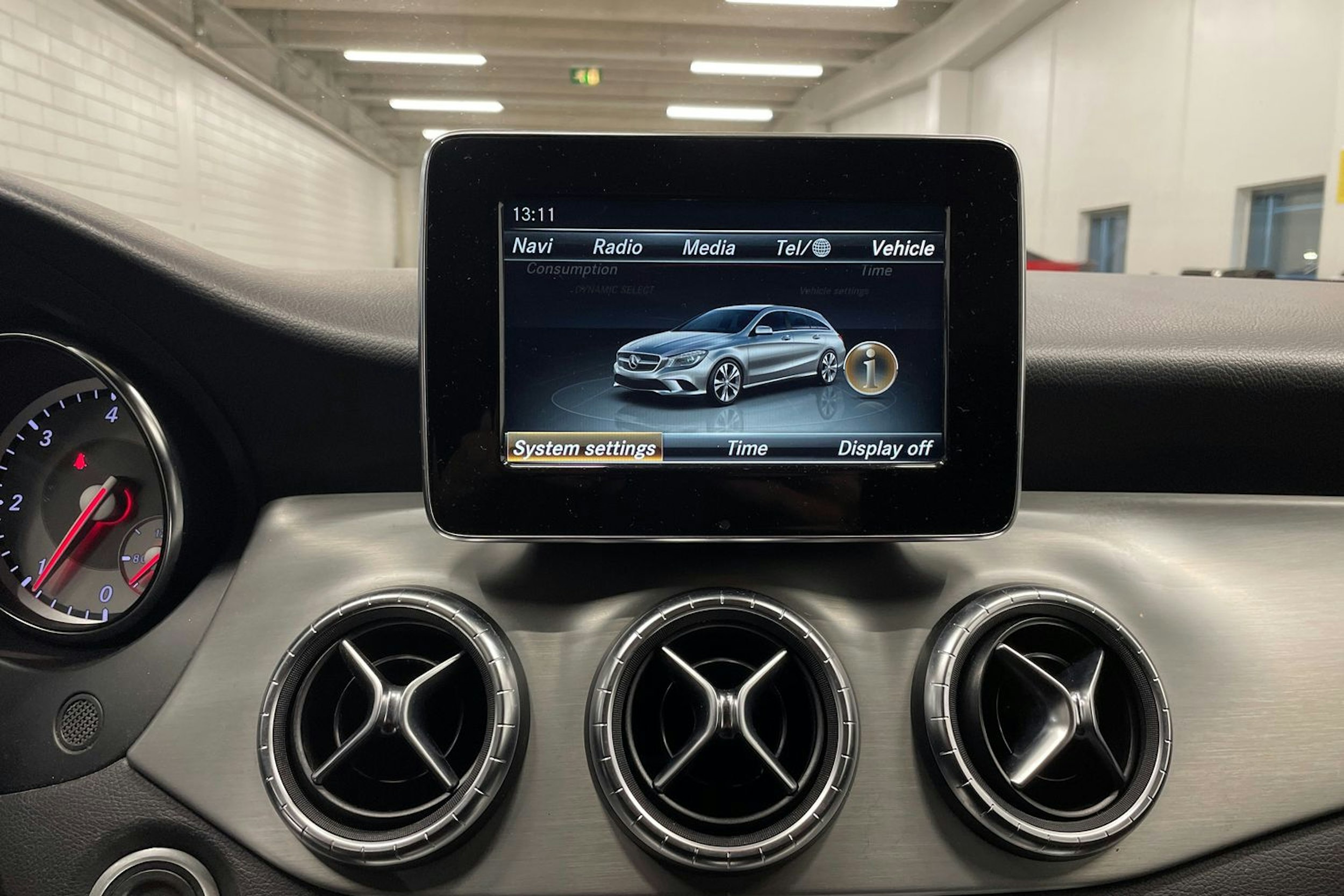 hopea Mercedes-Benz CLA 2016 kuva 18.