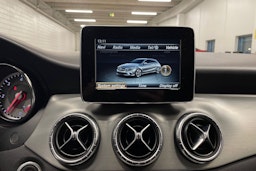 hopea Mercedes-Benz CLA 2016 kuva 18.