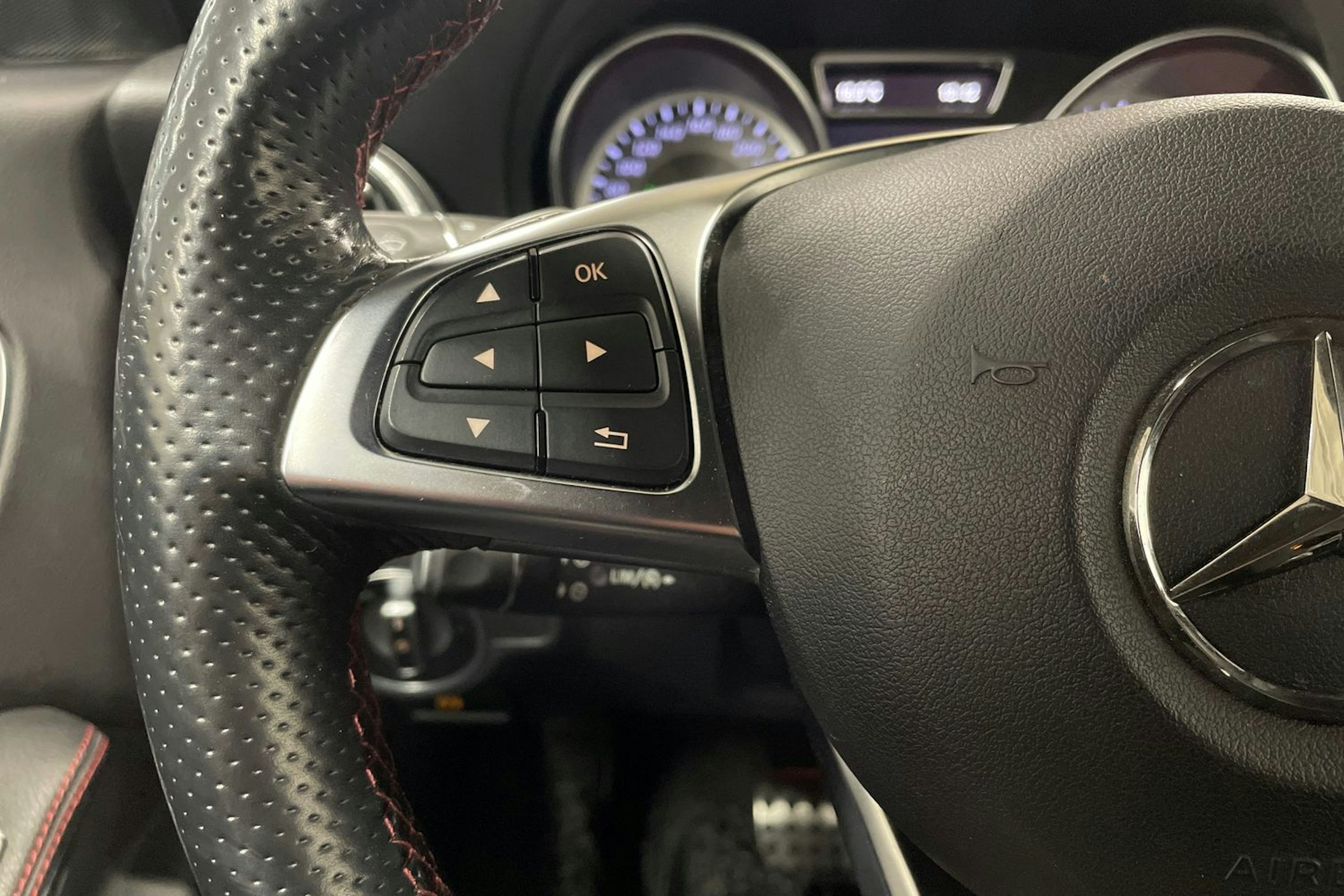 hopea Mercedes-Benz CLA 2016 kuva 22.