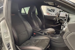 hopea Mercedes-Benz CLA 2016 kuva 28.