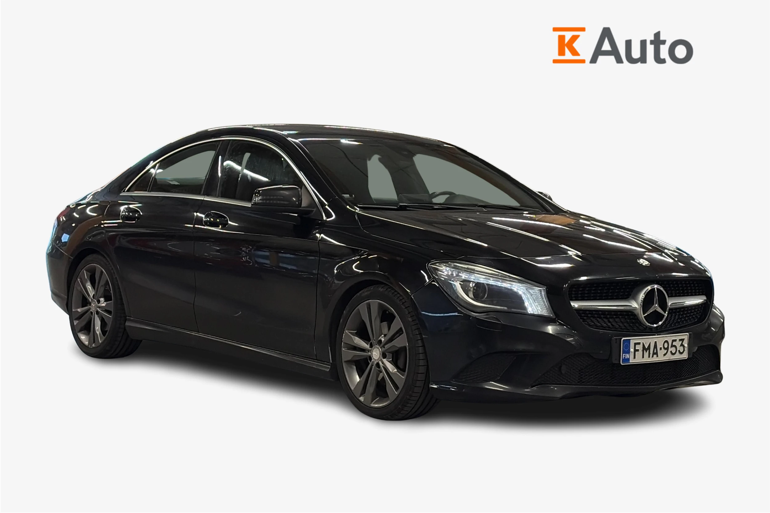 musta Mercedes-Benz CLA 2016 kuva 1.