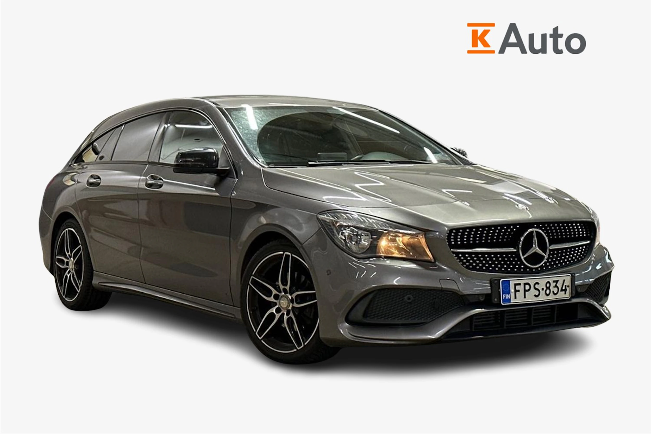 harmaa Mercedes-Benz CLA 2016 kuva 1.