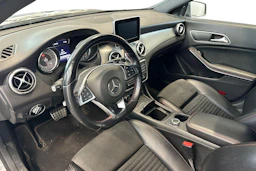 harmaa Mercedes-Benz CLA 2016 kuva 3.