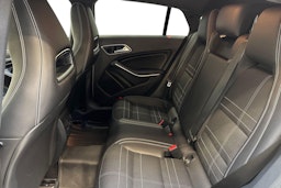 Harmaa Mercedes-Benz CLA 2016 kuva 10.