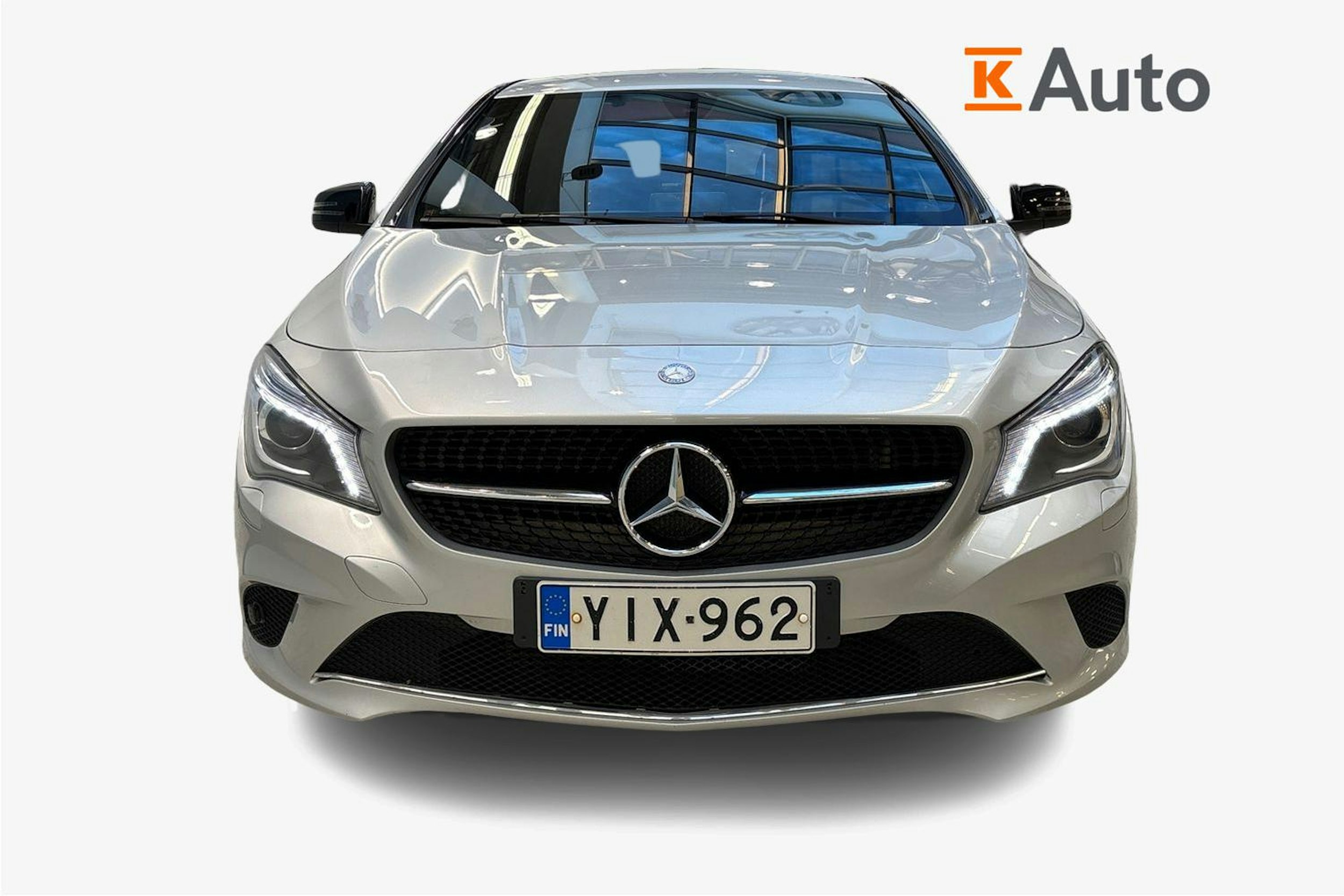 Harmaa Mercedes-Benz CLA 2016 kuva 11.