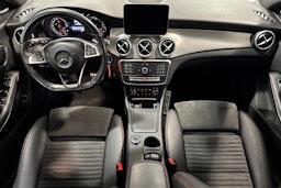 hopea Mercedes-Benz CLA 2017 kuva 9.