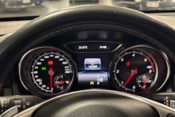 hopea Mercedes-Benz CLA 2017 kuva 15.