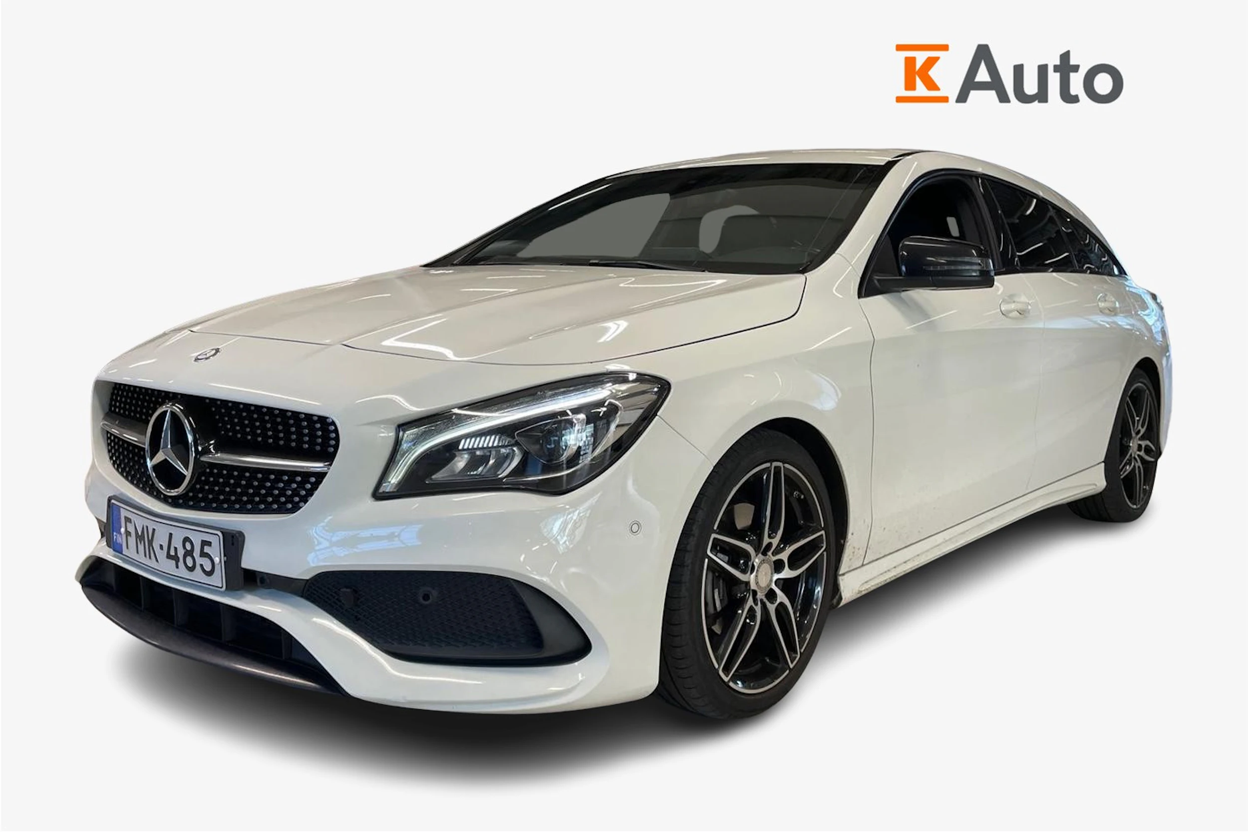 valkoinen Mercedes-Benz CLA 2017 kuva 1.