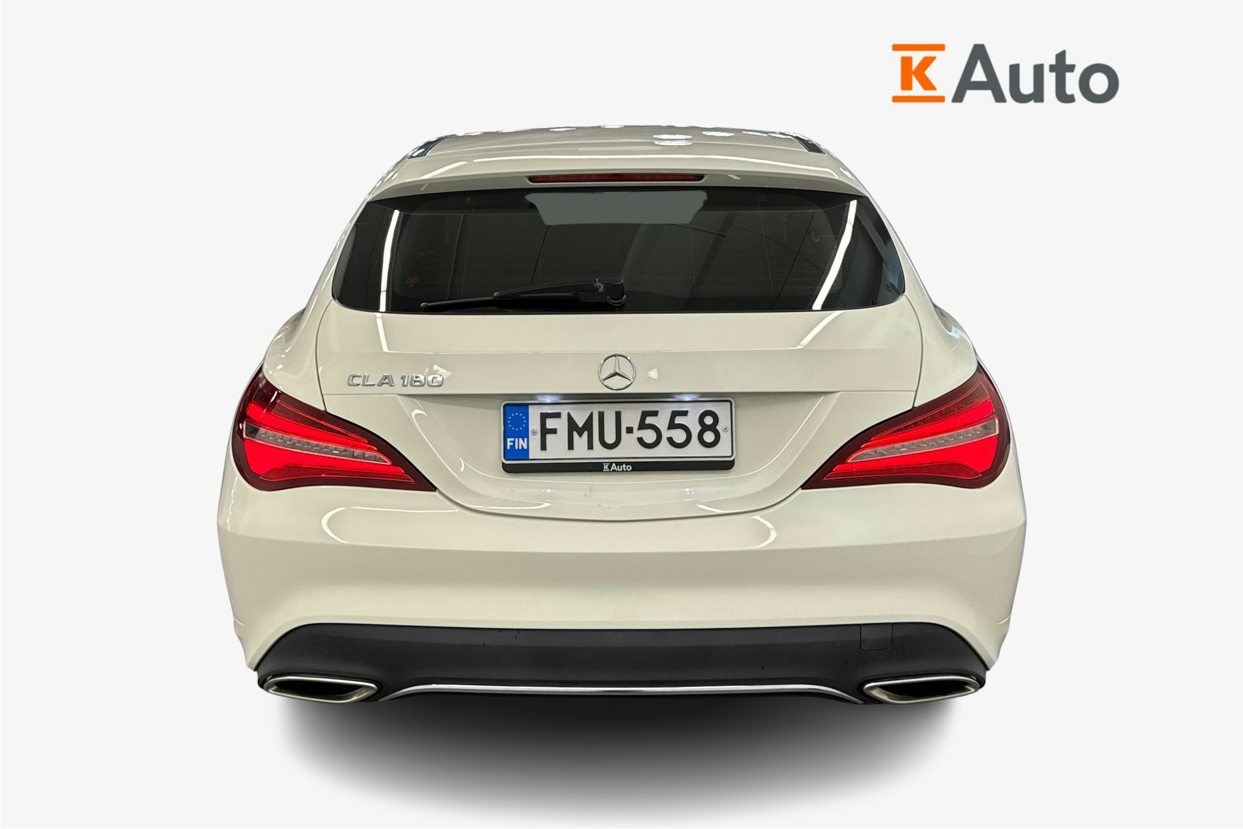 valkoinen Mercedes-Benz CLA 2017 kuva 3.