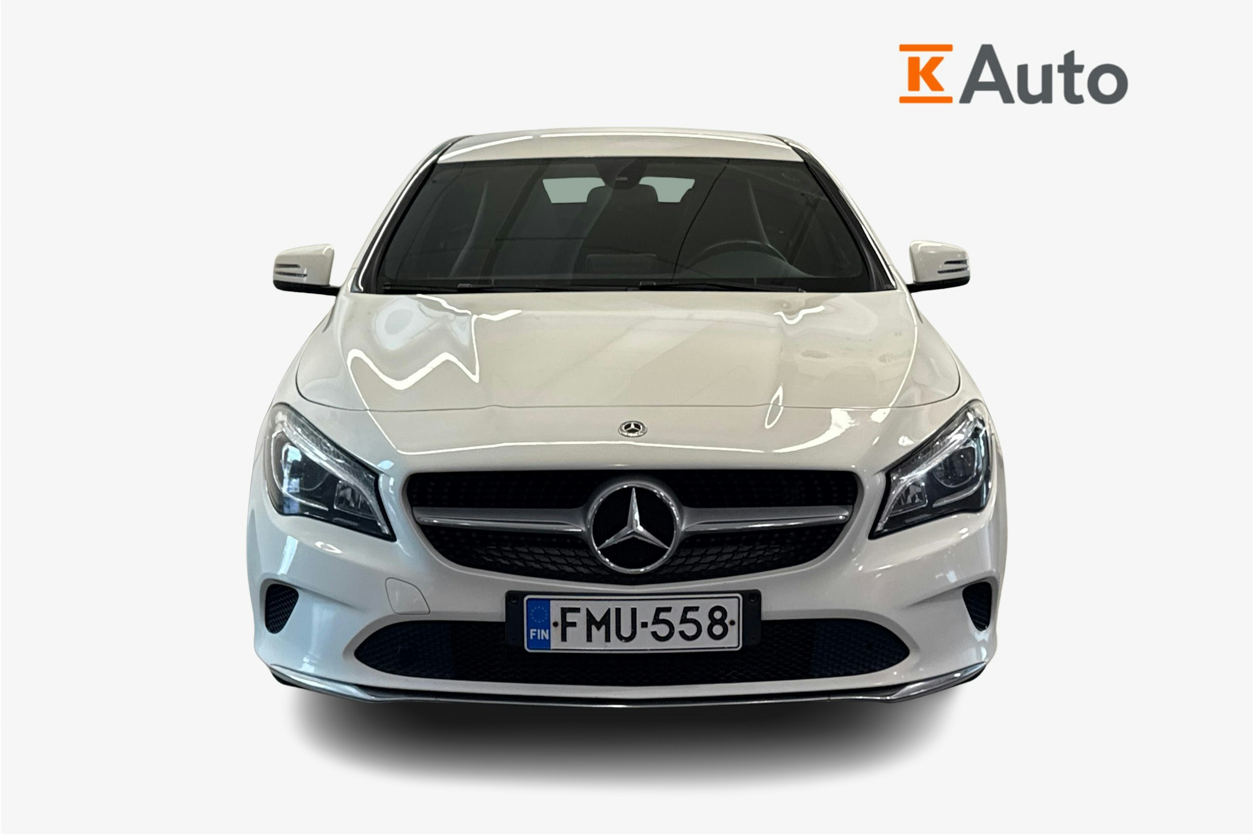 valkoinen Mercedes-Benz CLA 2017 kuva 5.