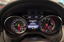 valkoinen Mercedes-Benz CLA 2017 kuva 20.