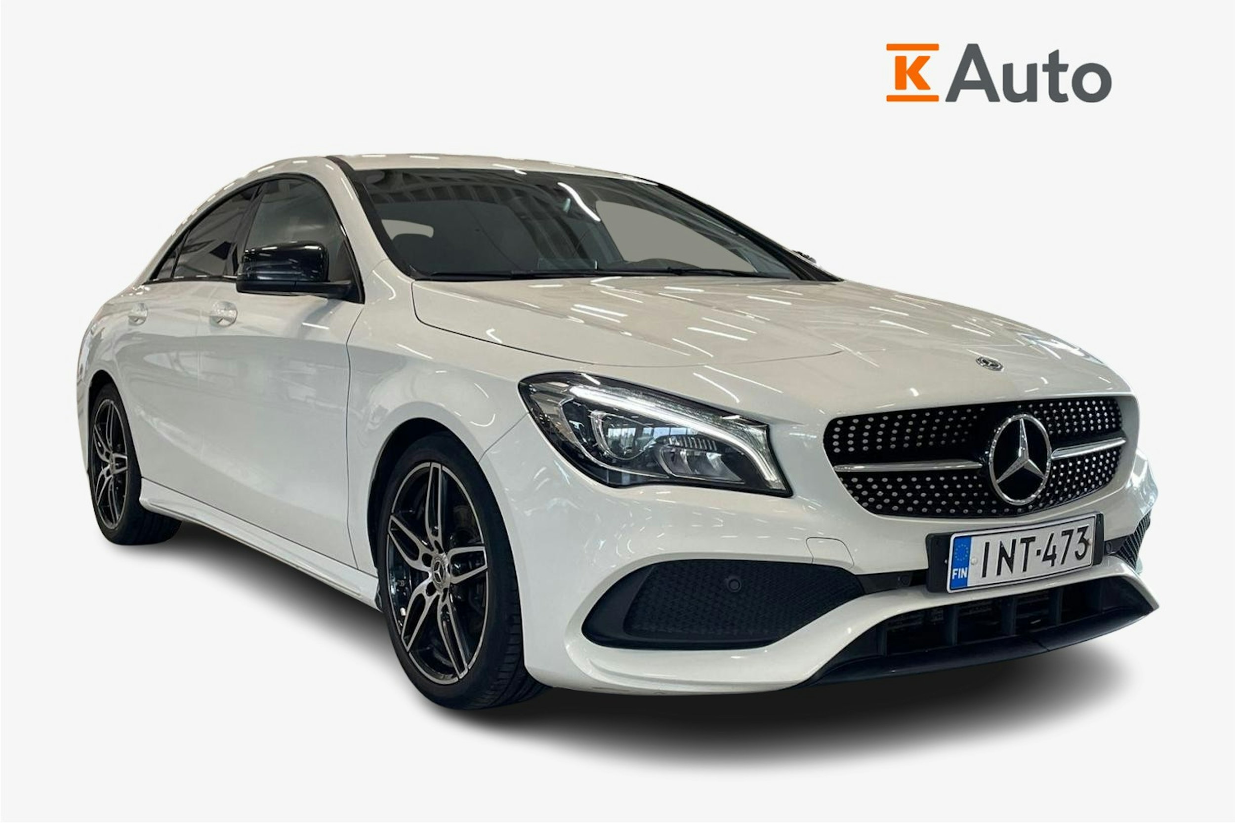 valkoinen Mercedes-Benz CLA 2017 kuva 1.
