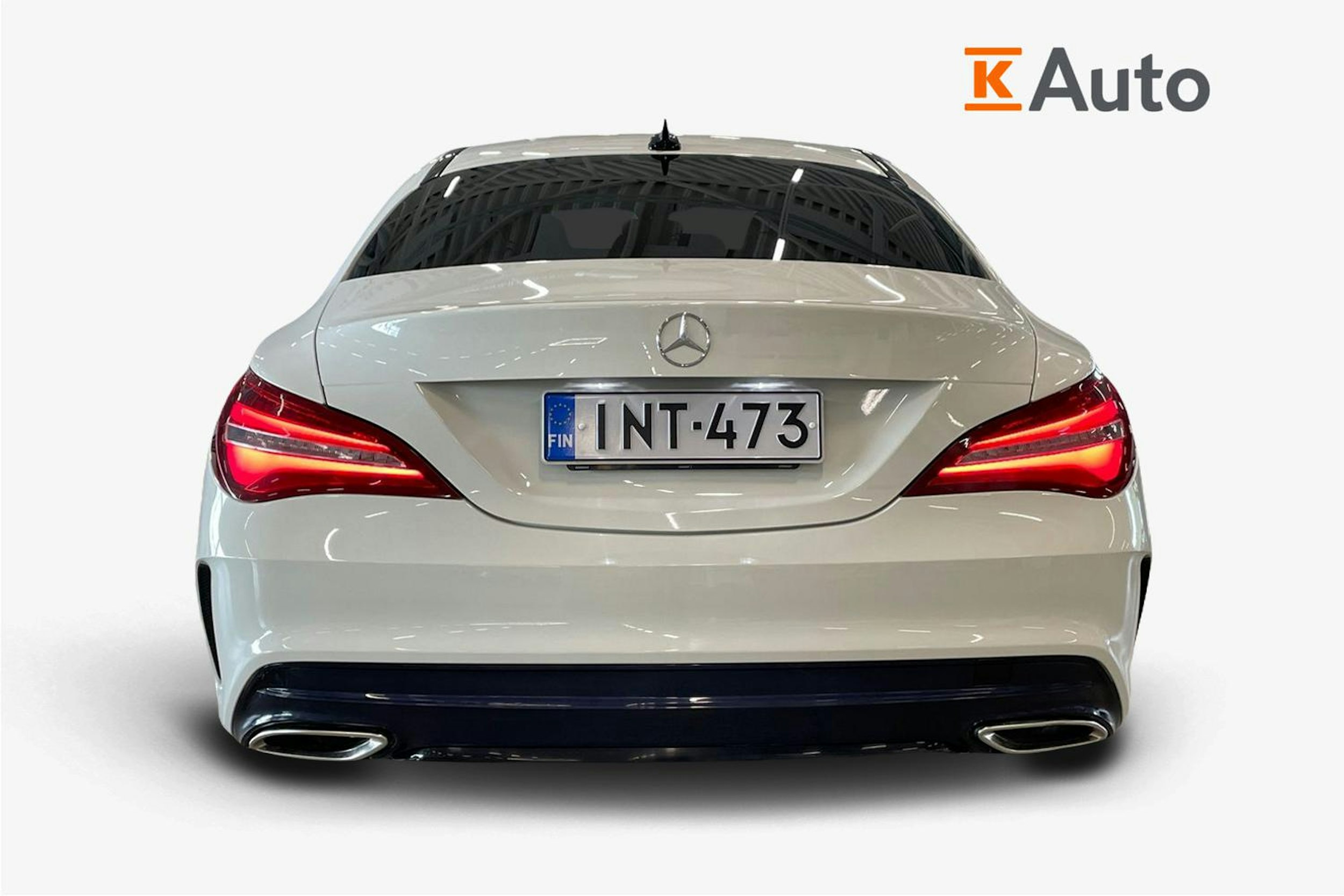 valkoinen Mercedes-Benz CLA 2017 kuva 3.