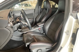 valkoinen Mercedes-Benz CLA 2017 kuva 11.