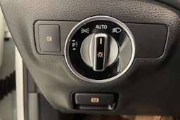valkoinen Mercedes-Benz CLA 2017 kuva 17.