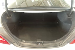 valkoinen Mercedes-Benz CLA 2017 kuva 30.