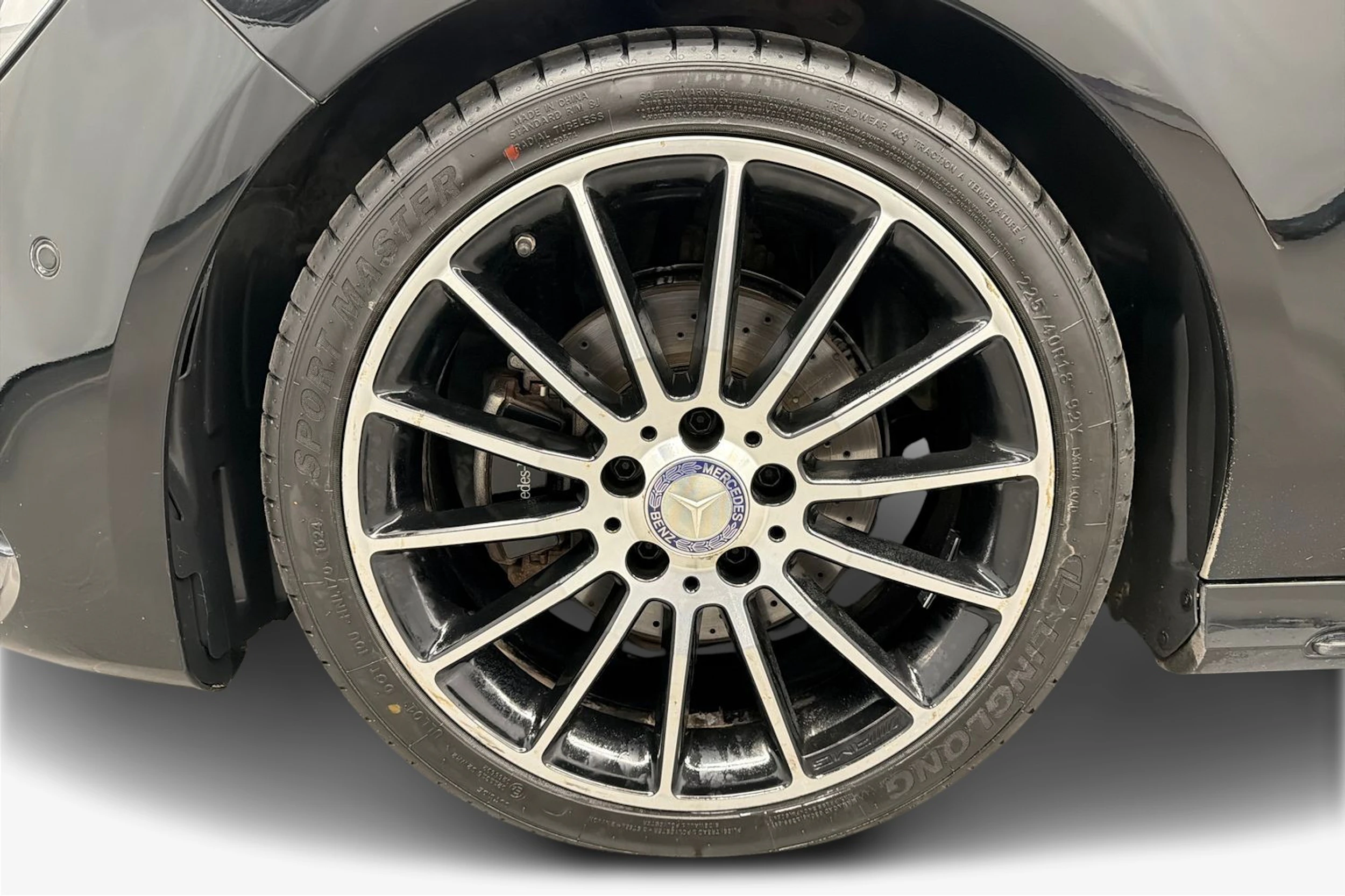 musta Mercedes-Benz CLA 2017 kuva 9.