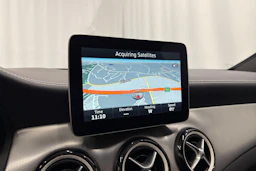 musta Mercedes-Benz CLA 2017 kuva 19.