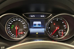 ruskea (beige) Mercedes-Benz CLA 2017 kuva 21.