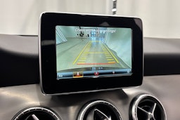 ruskea (beige) Mercedes-Benz CLA 2017 kuva 23.