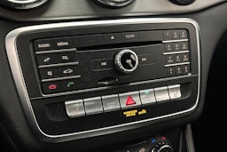 ruskea (beige) Mercedes-Benz CLA 2017 kuva 24.