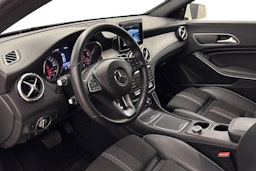 valkoinen Mercedes-Benz CLA 2017 kuva 7.