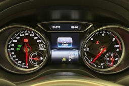 valkoinen Mercedes-Benz CLA 2017 kuva 18.